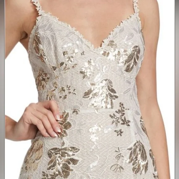 MARCHESA NOTTE Floral Sequin Gown Size 2 - Picture 3 of 11